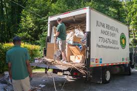 Best Yard Waste Removal  in West Fargo, ND